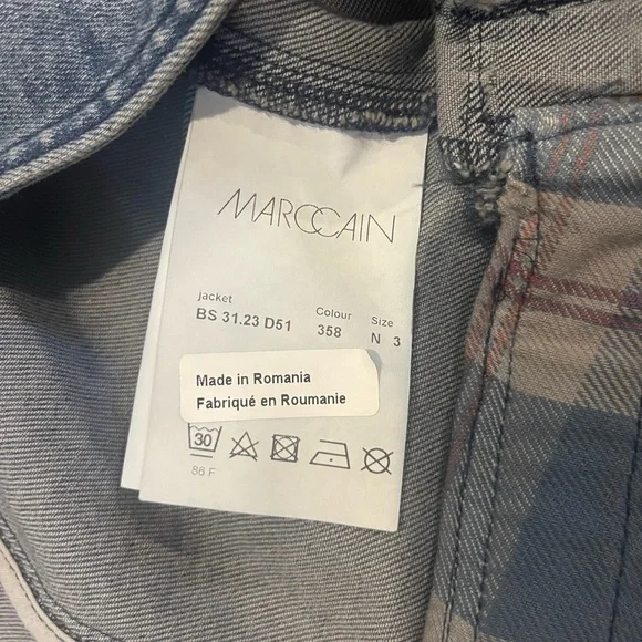 Marc Cain Blue Denim Biker Jacket  Quilted Moto Shoulders & Asymmetric Zip jeans - Picture 13 of 14